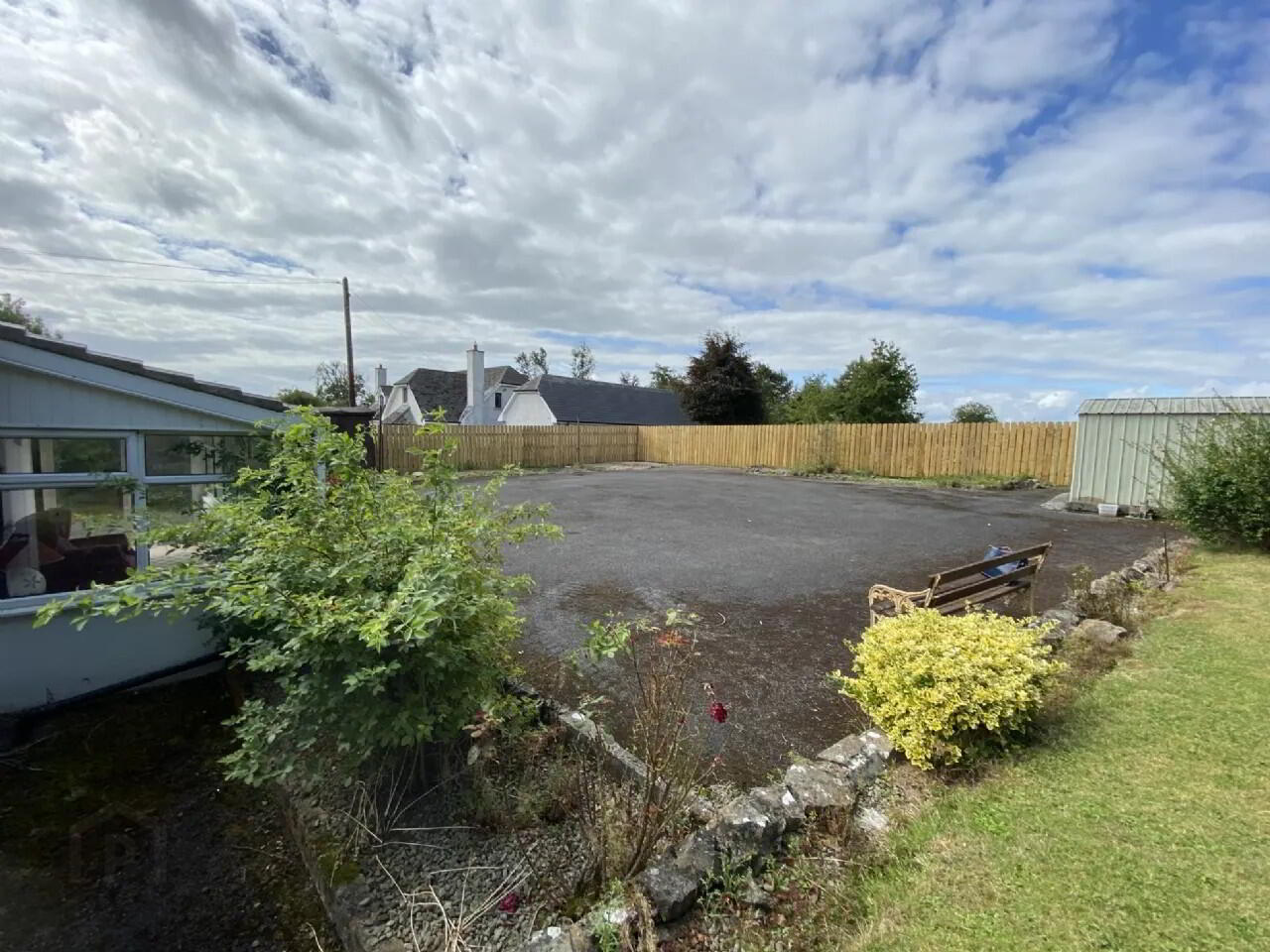 Finea Road 11 of 17