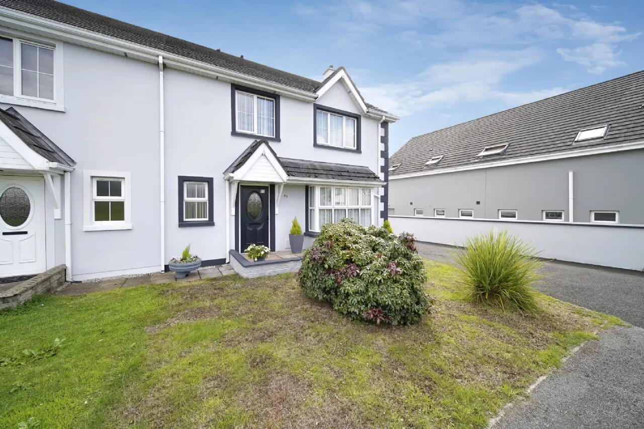 97 Ashlea Grove 3 of 39