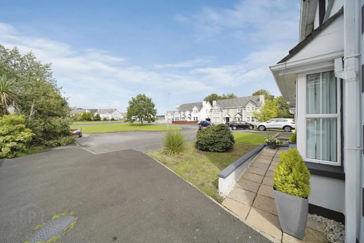 97 Ashlea Grove 34 of 39