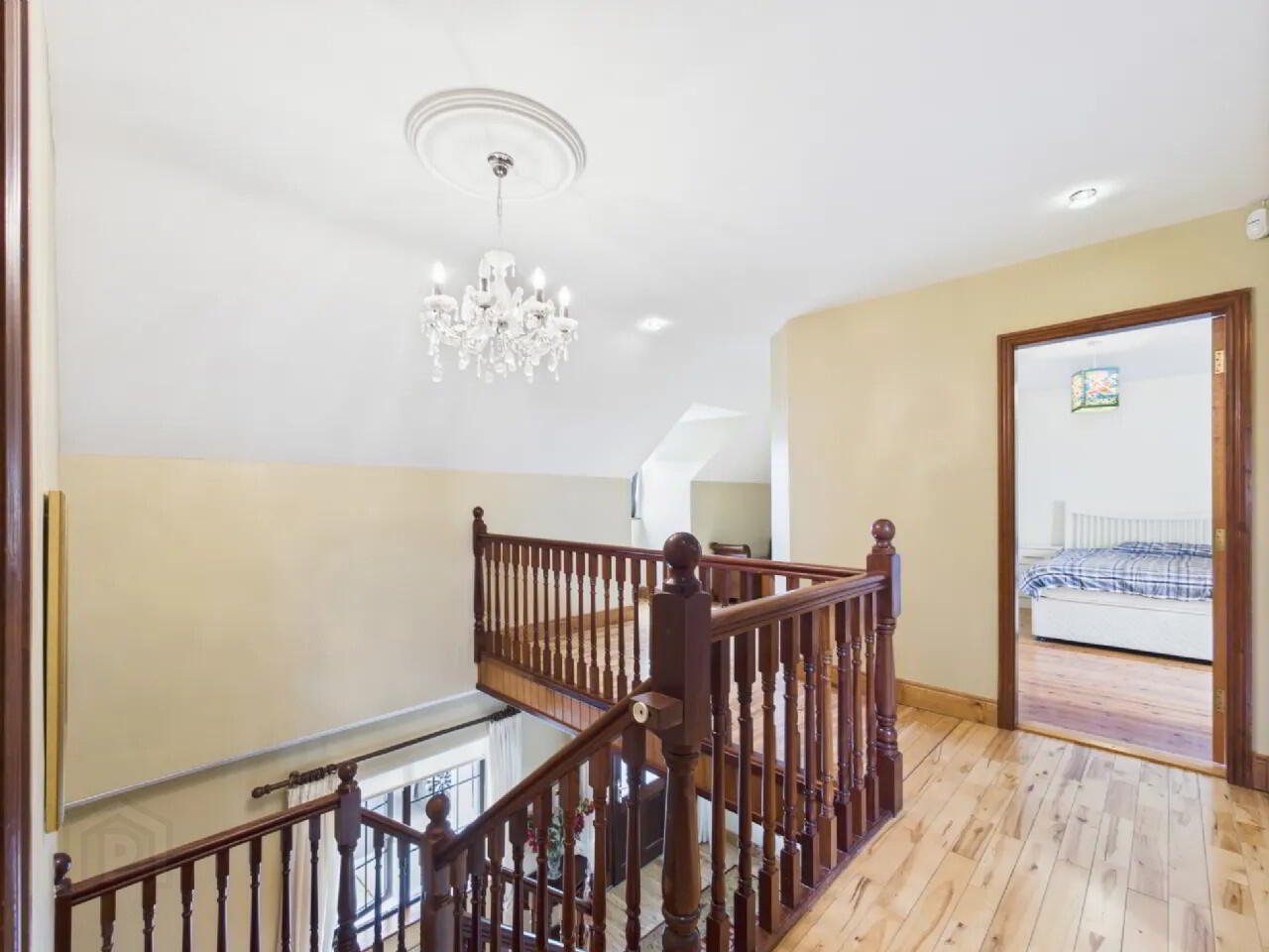6 Bed Residence On 2.35 Acres 24 of 35