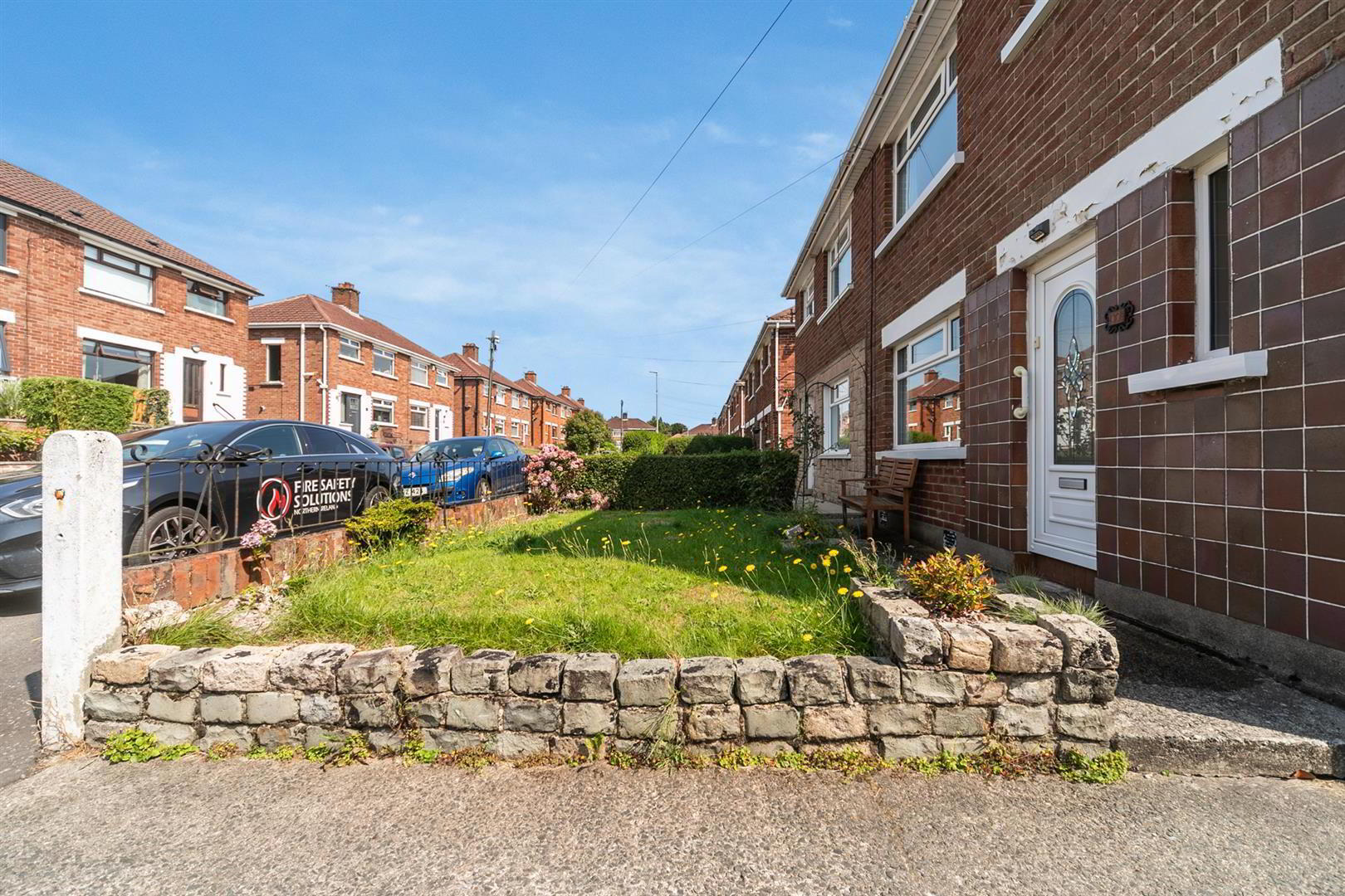 17 Orangefield Gardens 3 of 23