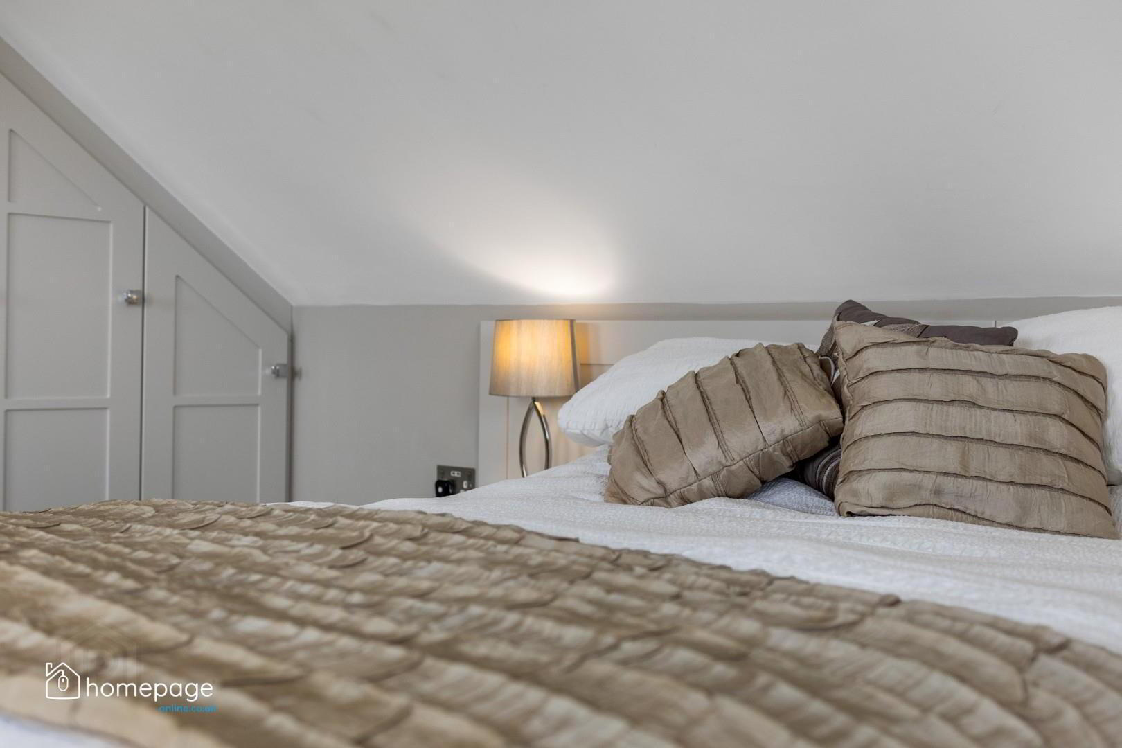 48a Glebe Road 34 of 55
