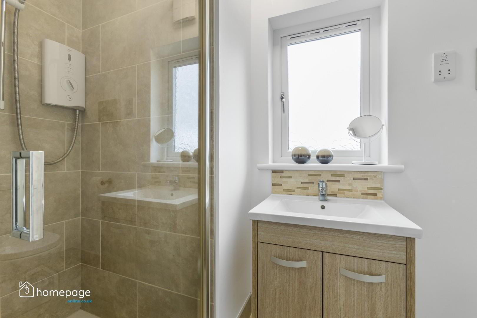 48a Glebe Road 46 of 55