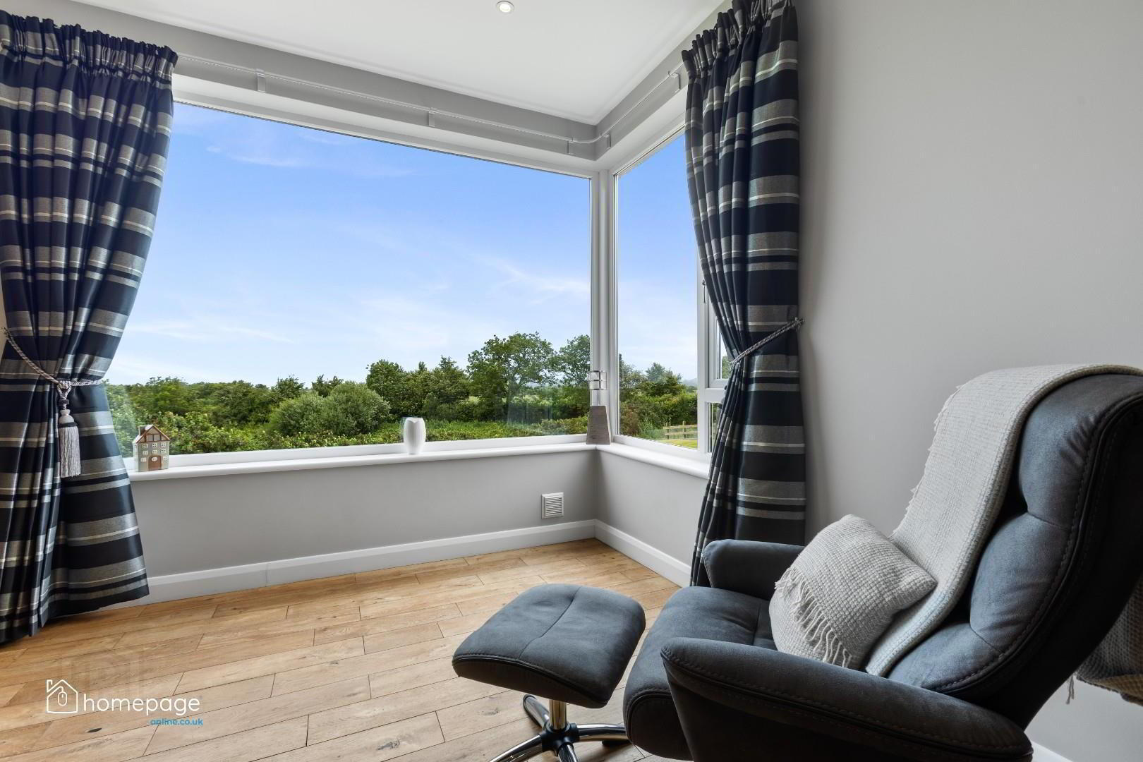 48a Glebe Road 18 of 55