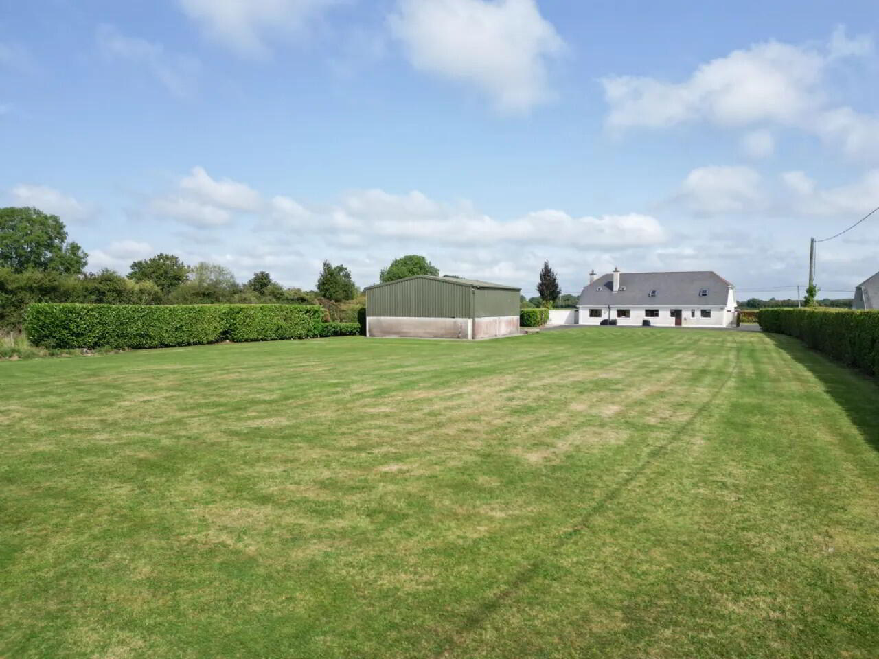6 Bed Residence On 2.35 Acres 42 of 52
