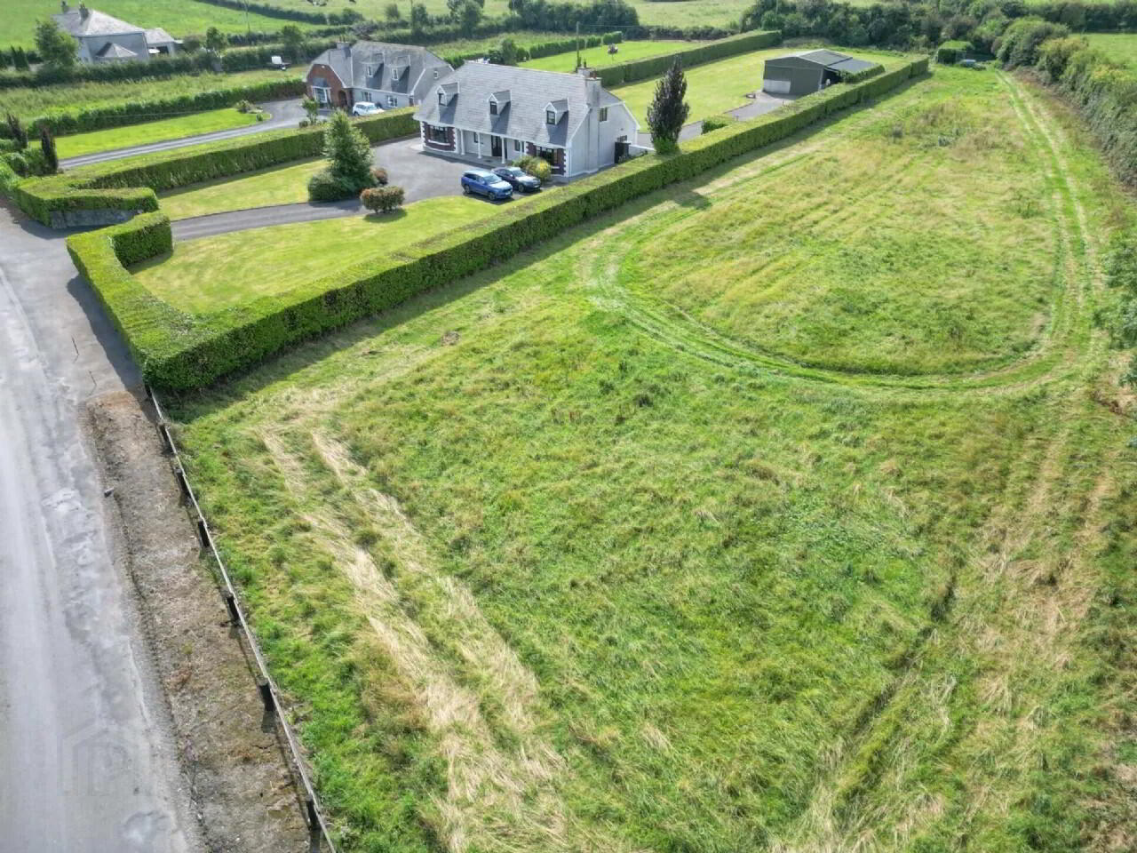 6 Bed Residence On 2.35 Acres 47 of 52