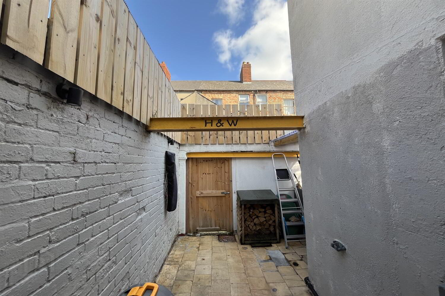 19 Rosemount Gardens 40 of 44