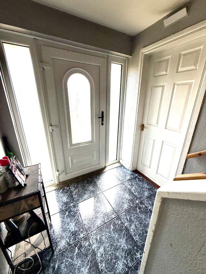 53 Braehead Road 5 of 10
