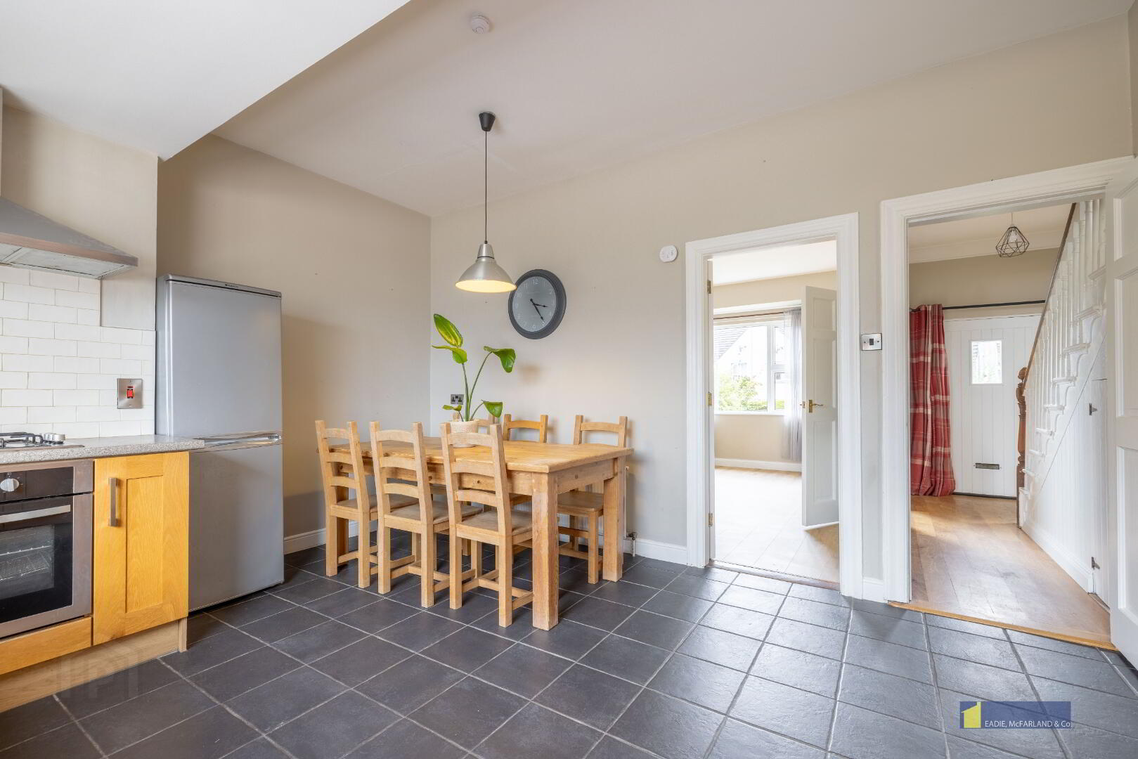 8 Lower Chanterhill Road 9 of 27