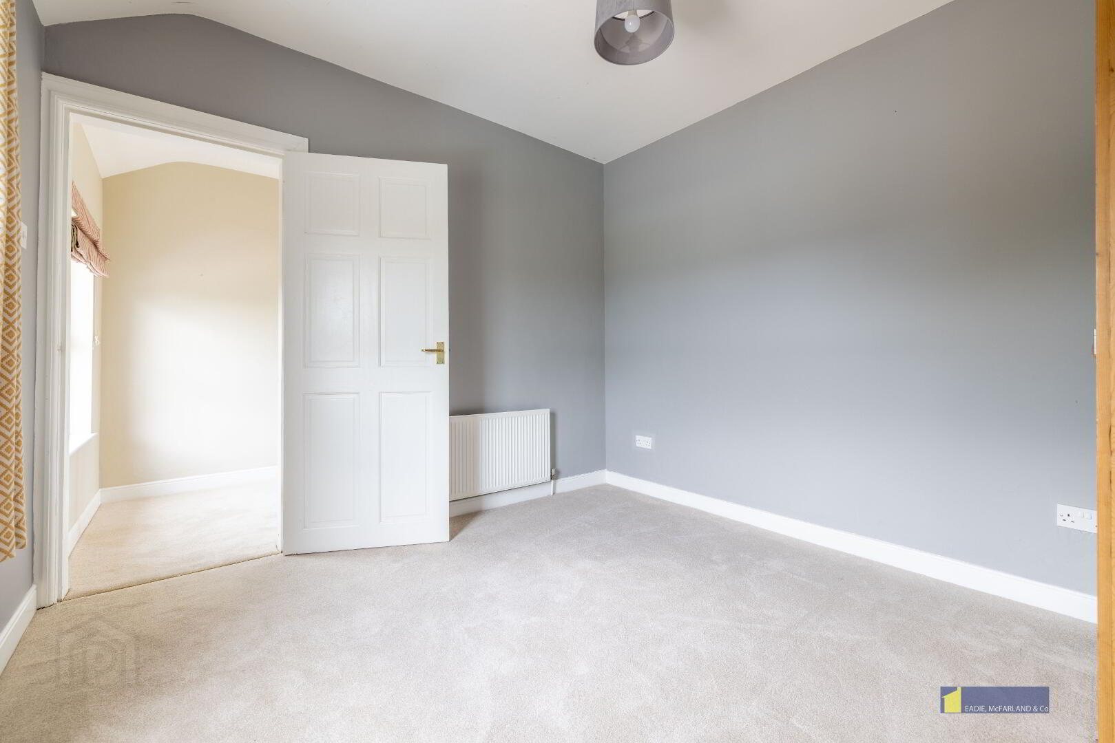 8 Lower Chanterhill Road 17 of 27