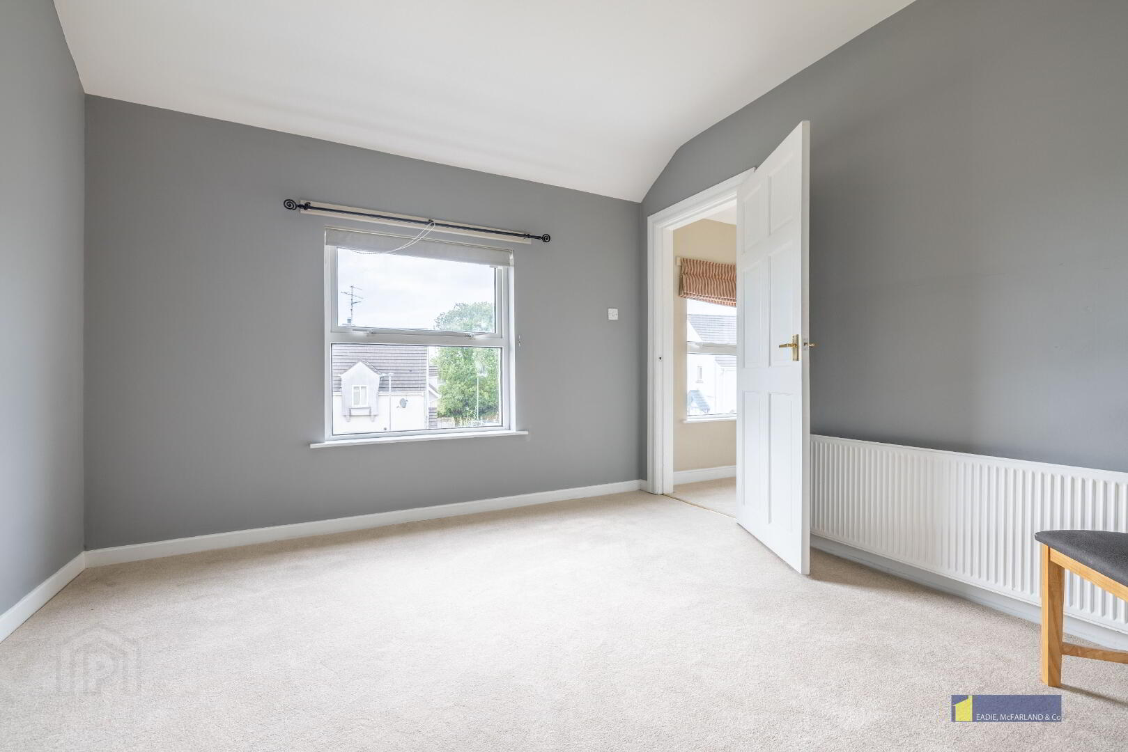 8 Lower Chanterhill Road 13 of 27