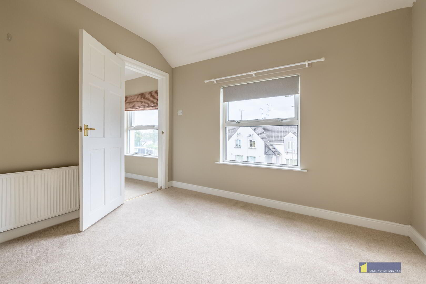 8 Lower Chanterhill Road 19 of 27