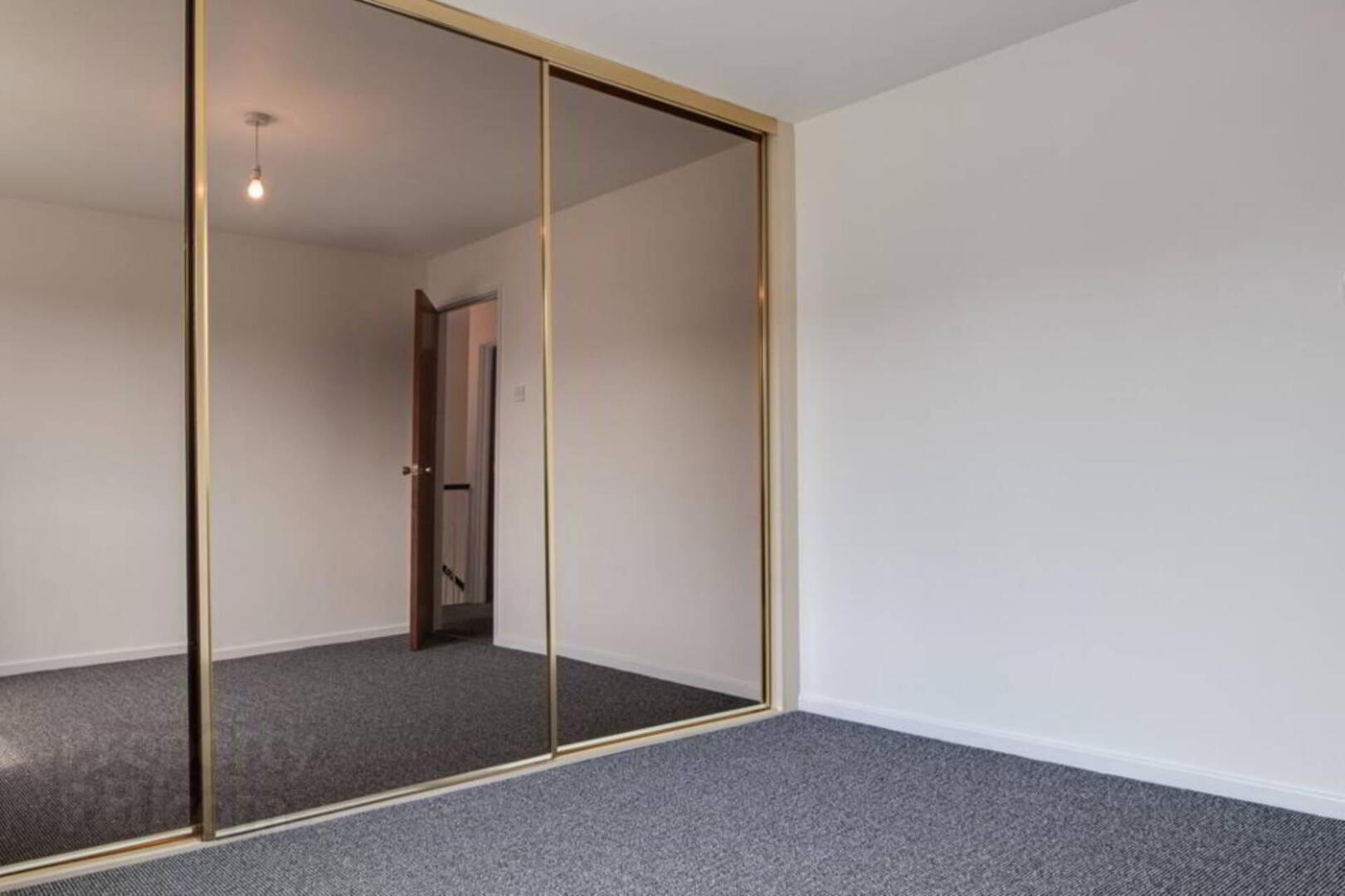 8 Carlton Park 16 of 29
