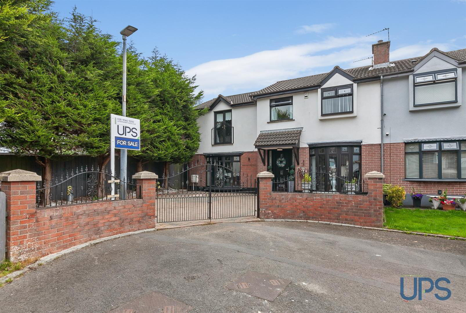 56 Lagmore Grove 1 of 37