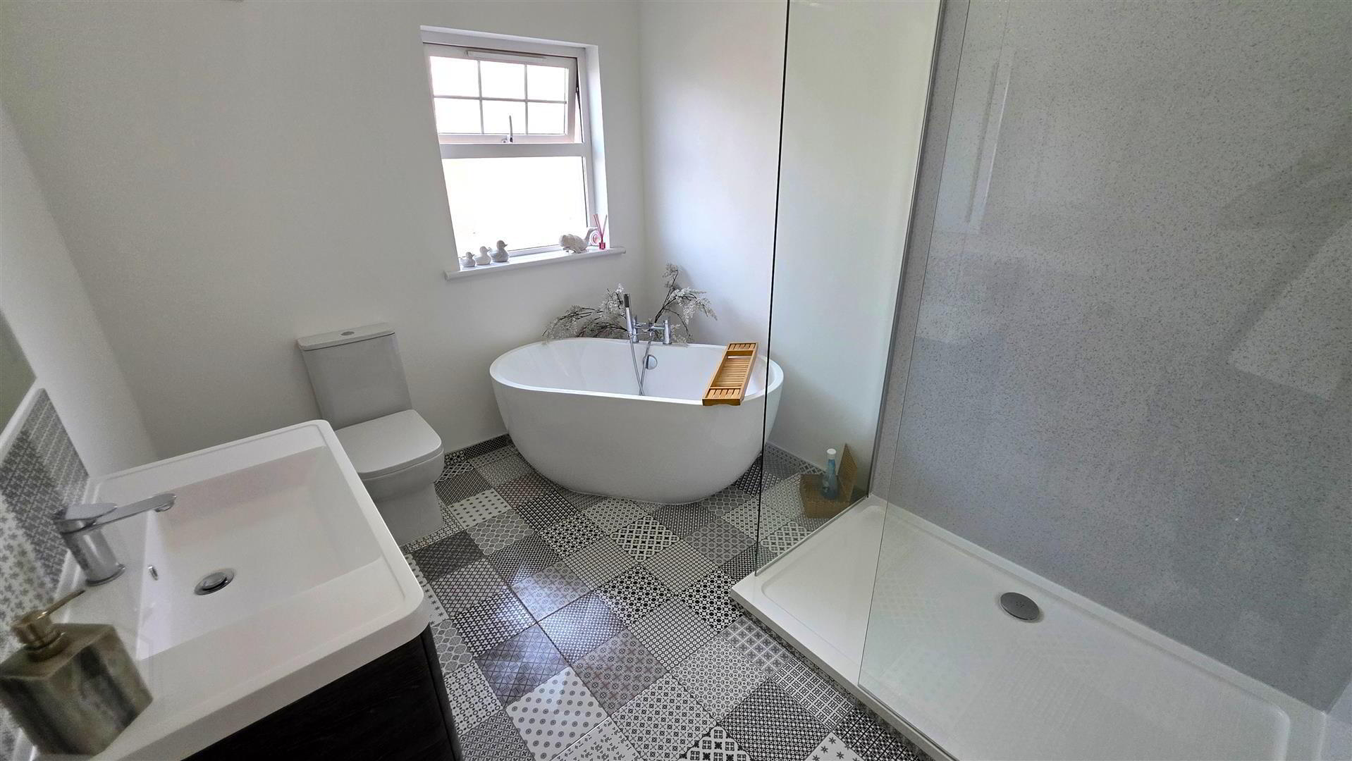 23 Edgewood Court 32 of 42