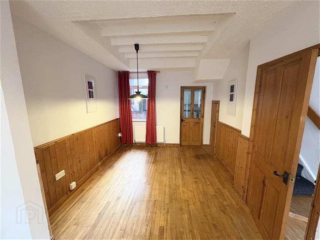 123 Walmer Street 4 of 9