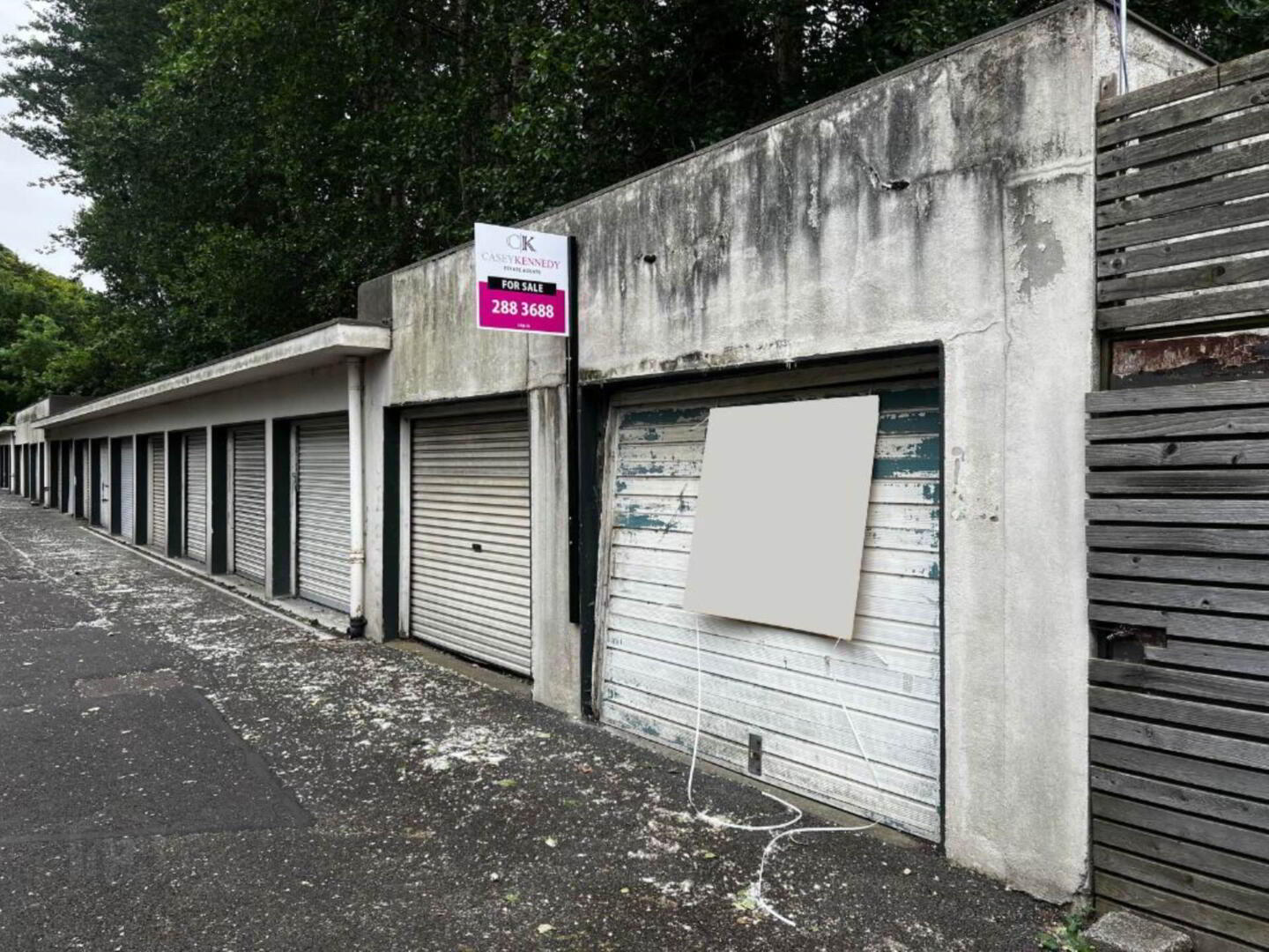 Double Garage 4 of 6