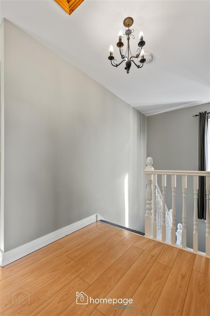 87 Butlers Wharf 18 of 37