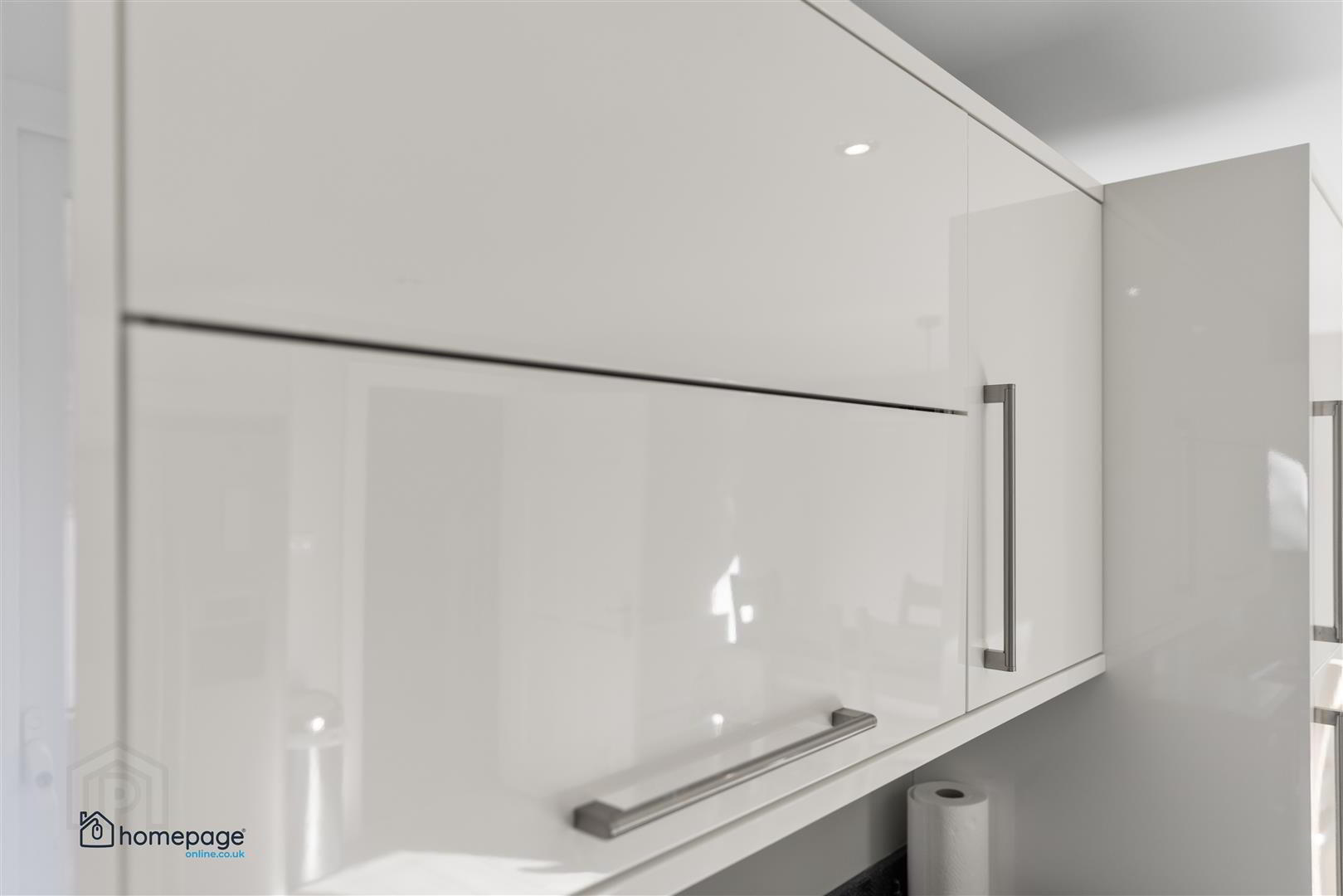 87 Butlers Wharf 9 of 37