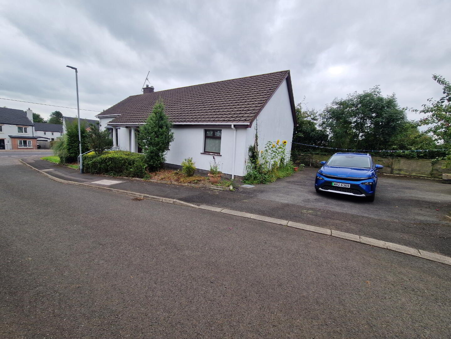1 Glen Court 2 of 34