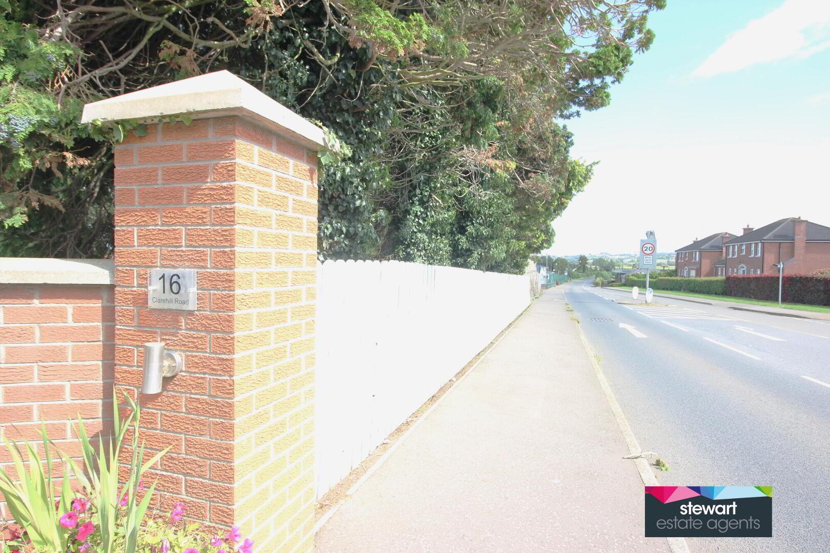 16 Clarehill Road 2 of 12