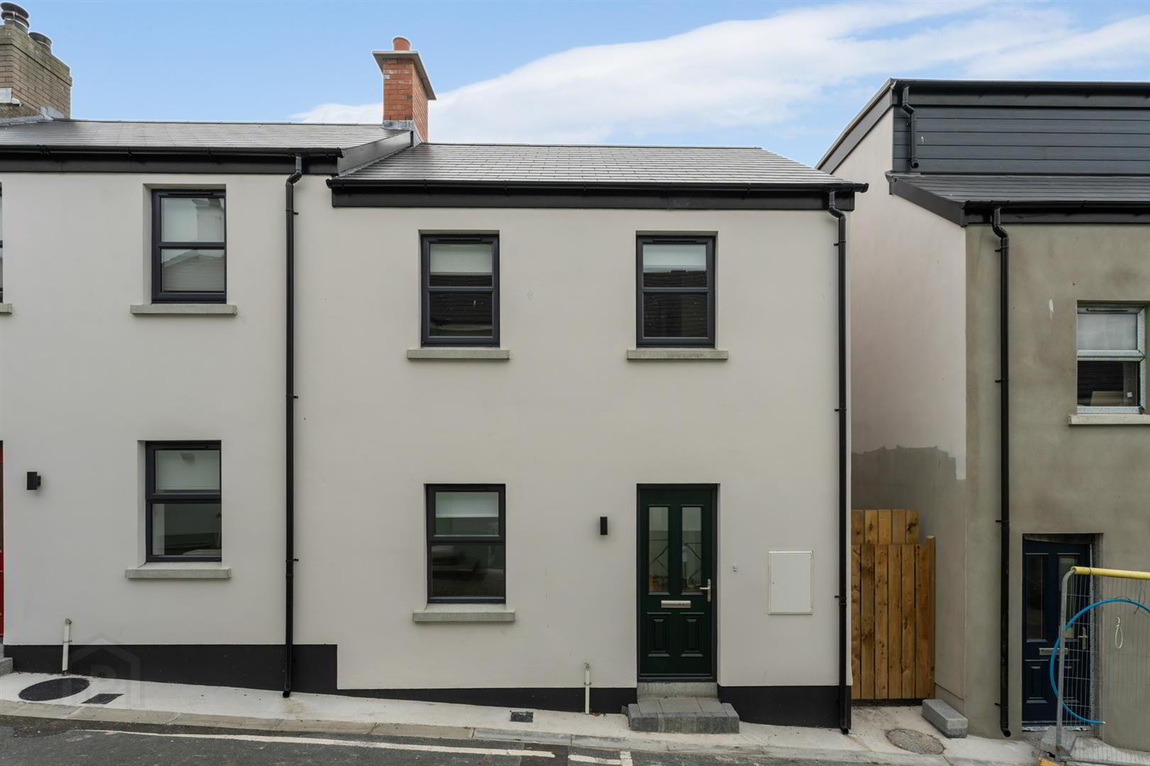 24 Hunters Lane 1 of 15