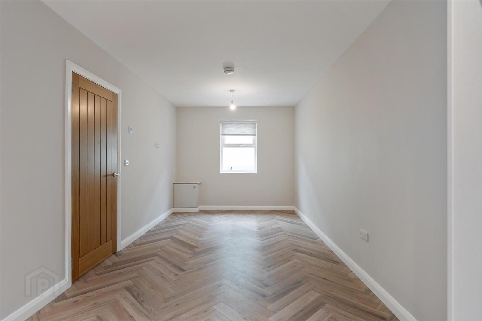 24 Hunters Lane 4 of 15
