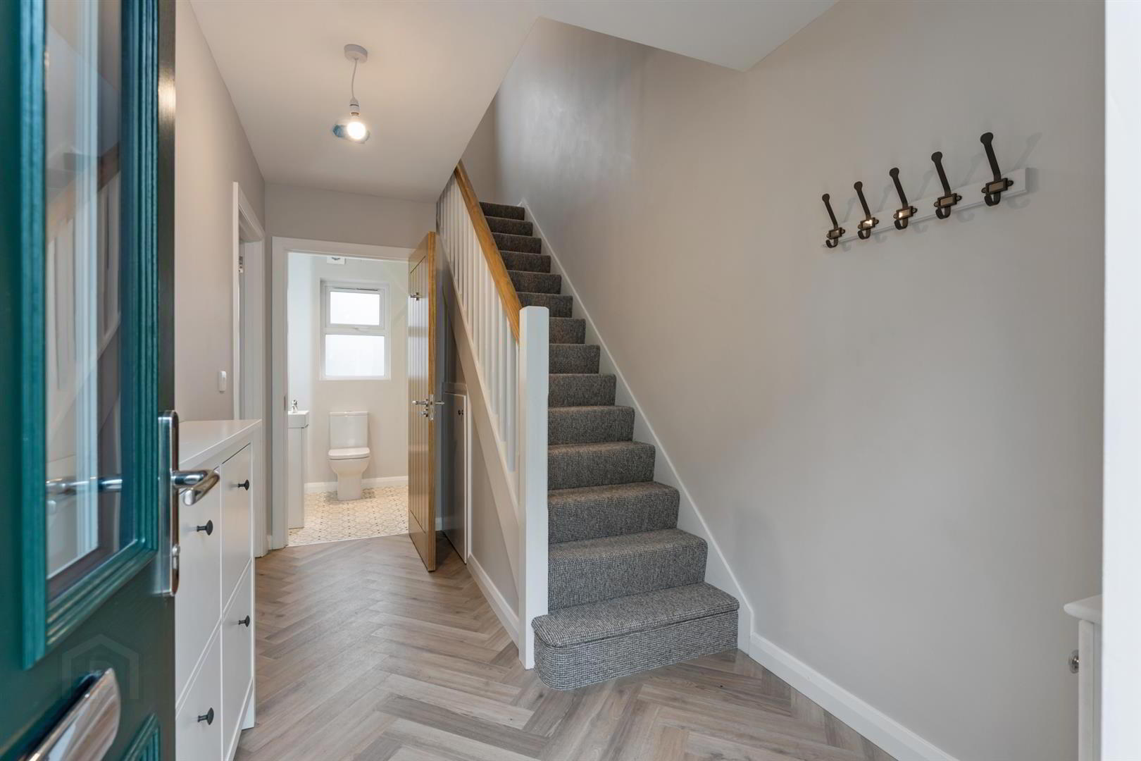 24 Hunters Lane 2 of 15