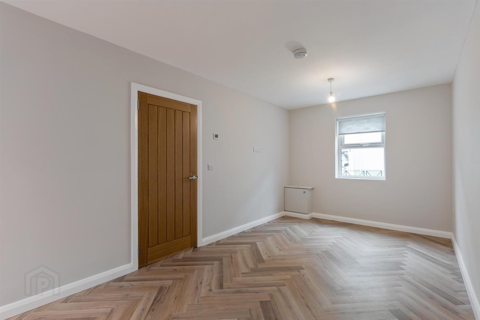 24 Hunters Lane 3 of 15