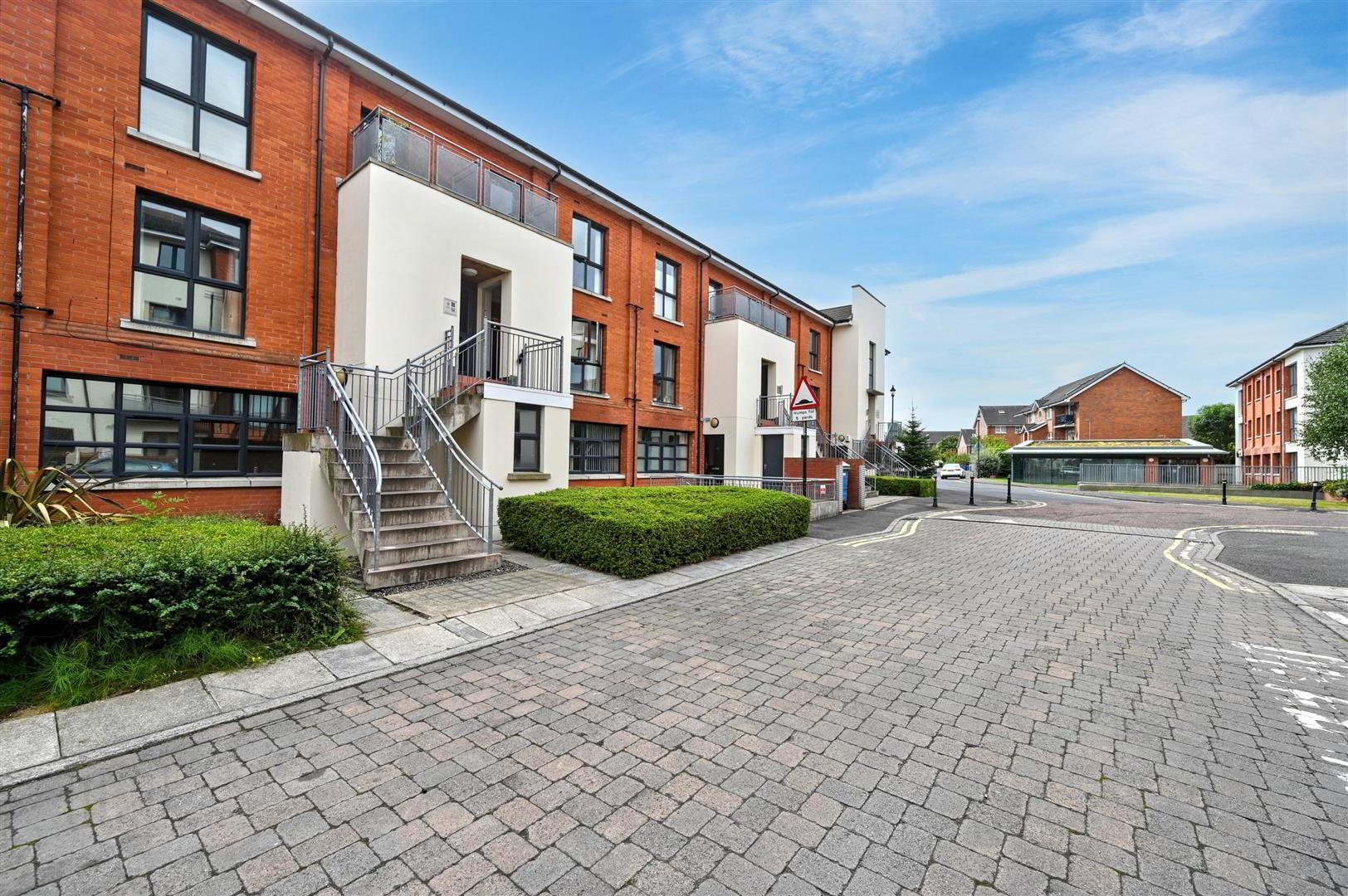 property description image
