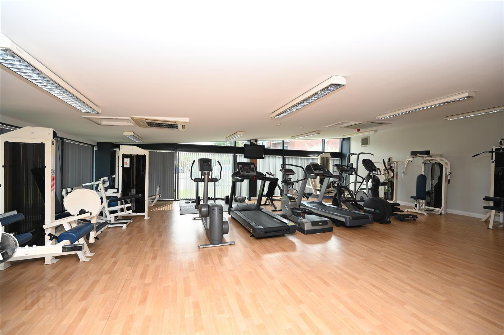 Apt 58 Greenwood Building, 74 Old Bakers Court 10 of 14