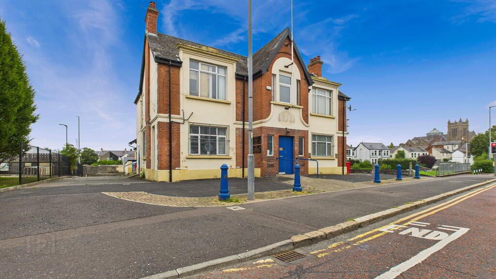 Earl Haig Memorial Hall (lot 3), 41 Hamilton Road 1 of 15