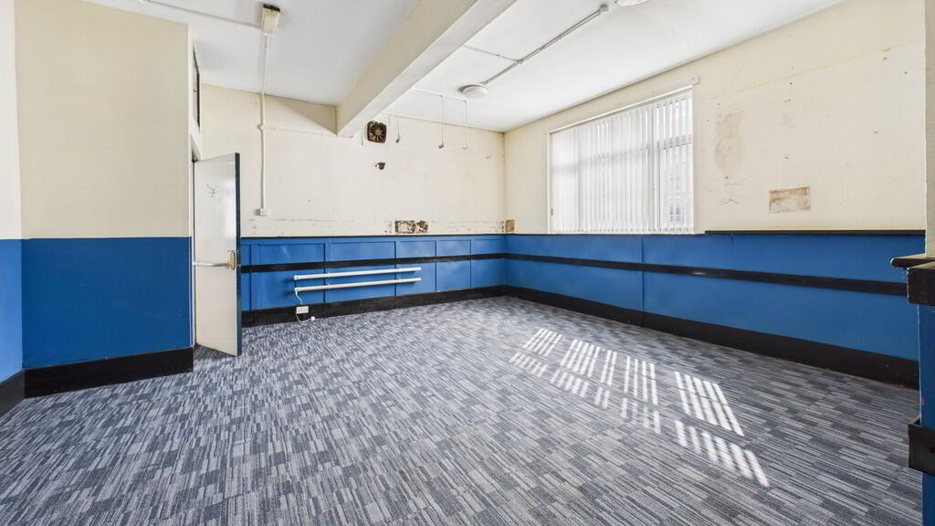 Earl Haig Memorial Hall (lot 3), 41 Hamilton Road 4 of 15