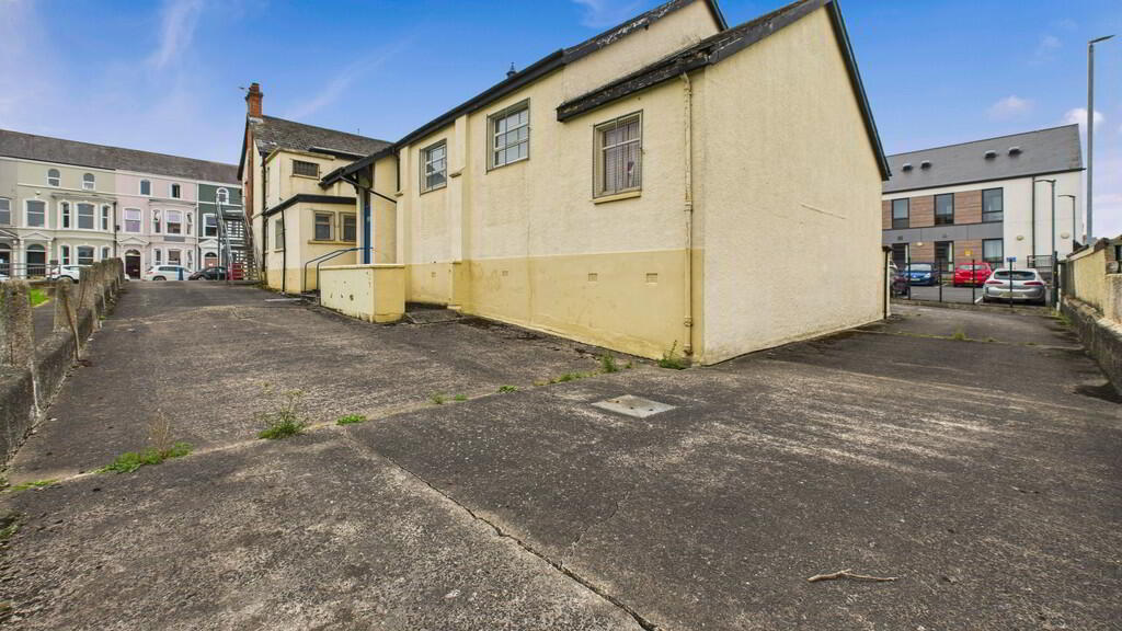 Earl Haig Memorial Hall (lot 3), 41 Hamilton Road 12 of 15