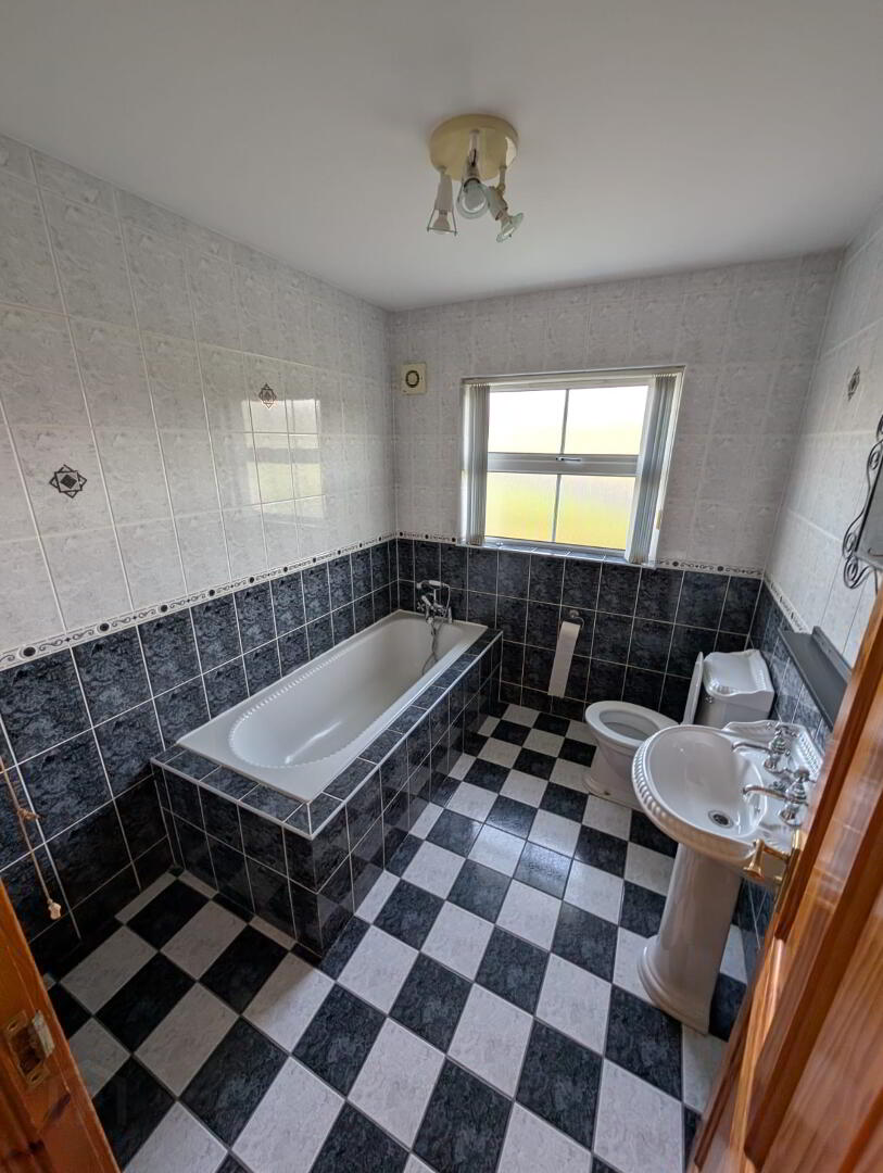 8 Lisgarvagh 6 of 6
