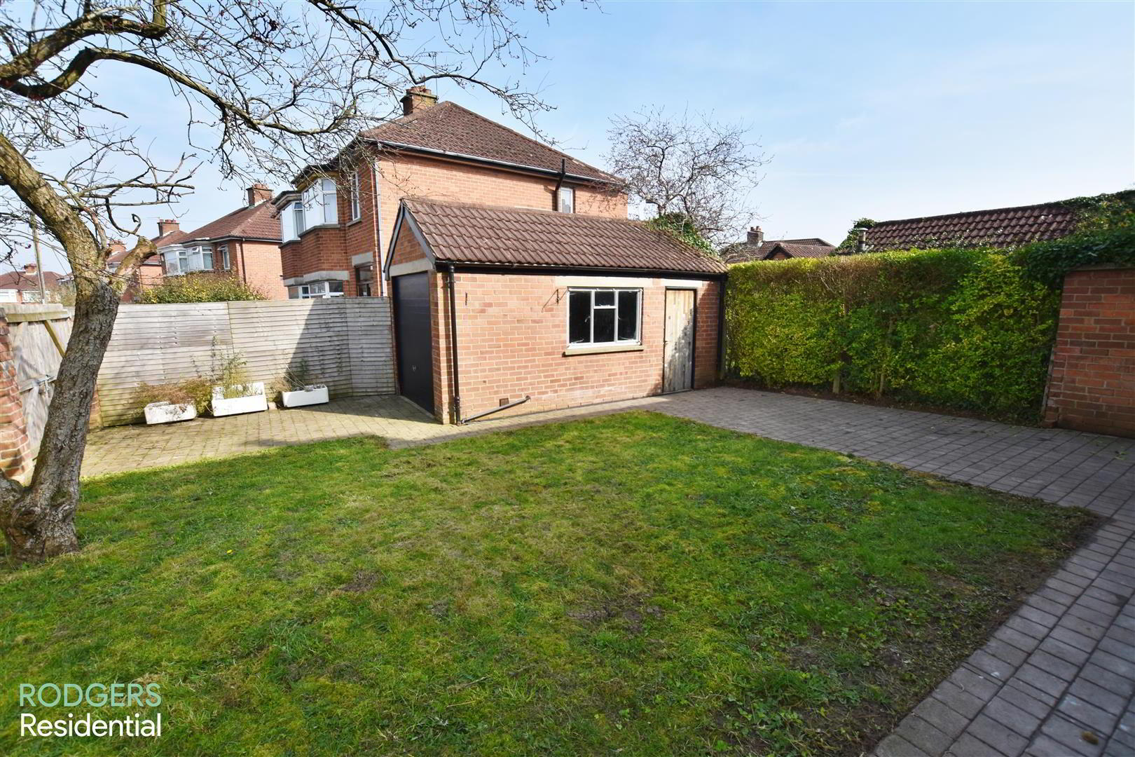 52 Cricklewood Park 26 of 27