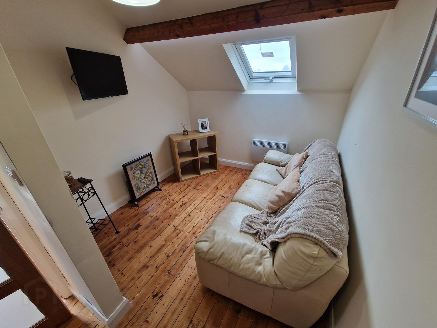 The Flat, 199 Ahoghill Road 3 of 9