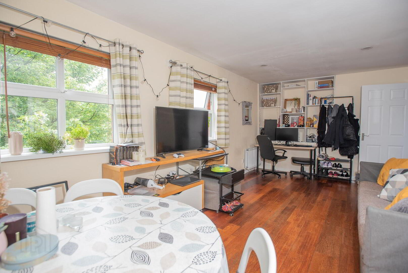 property description image