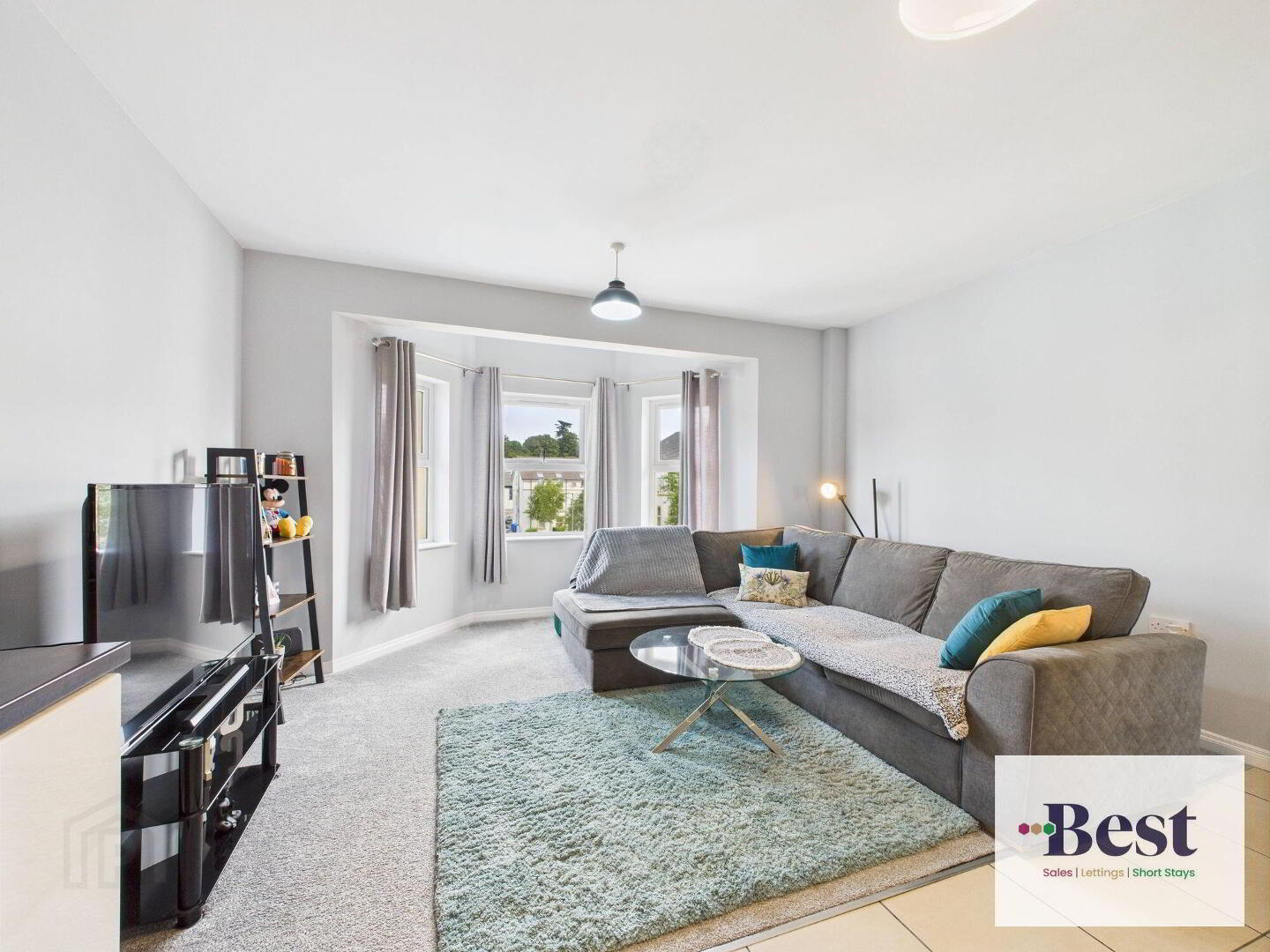 37 Corran Mews 4 of 12