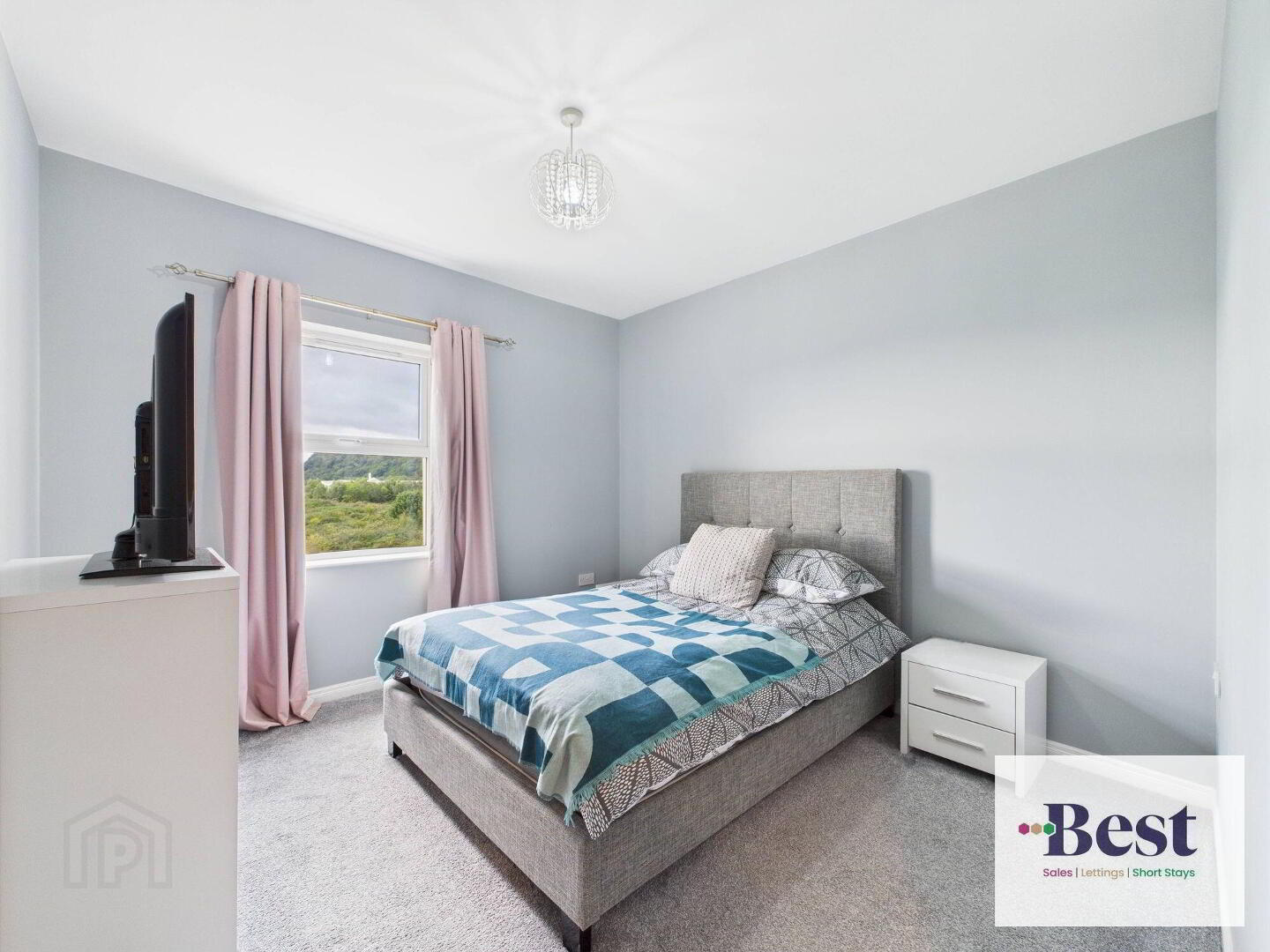 37 Corran Mews 10 of 12