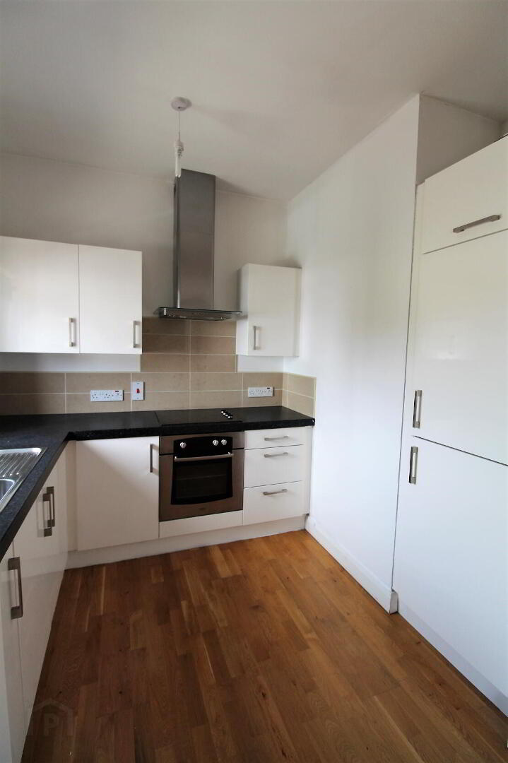 25 Woodbrook Avenue 8 of 13