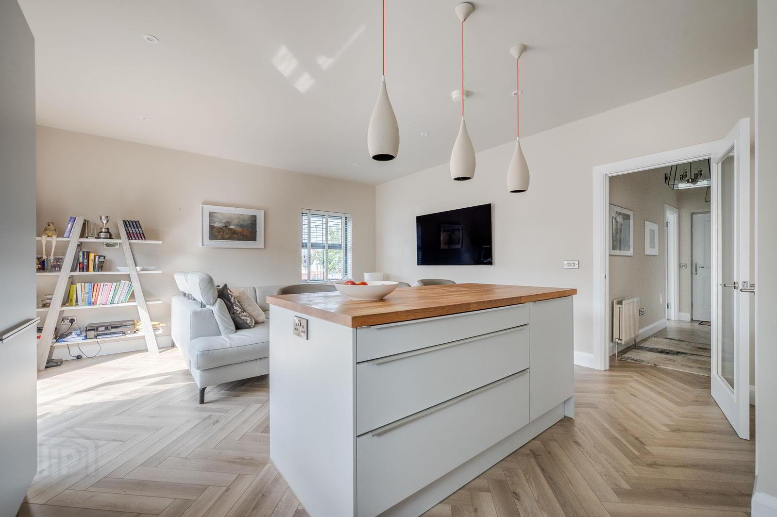 10 Bracken Hill Square 15 of 31
