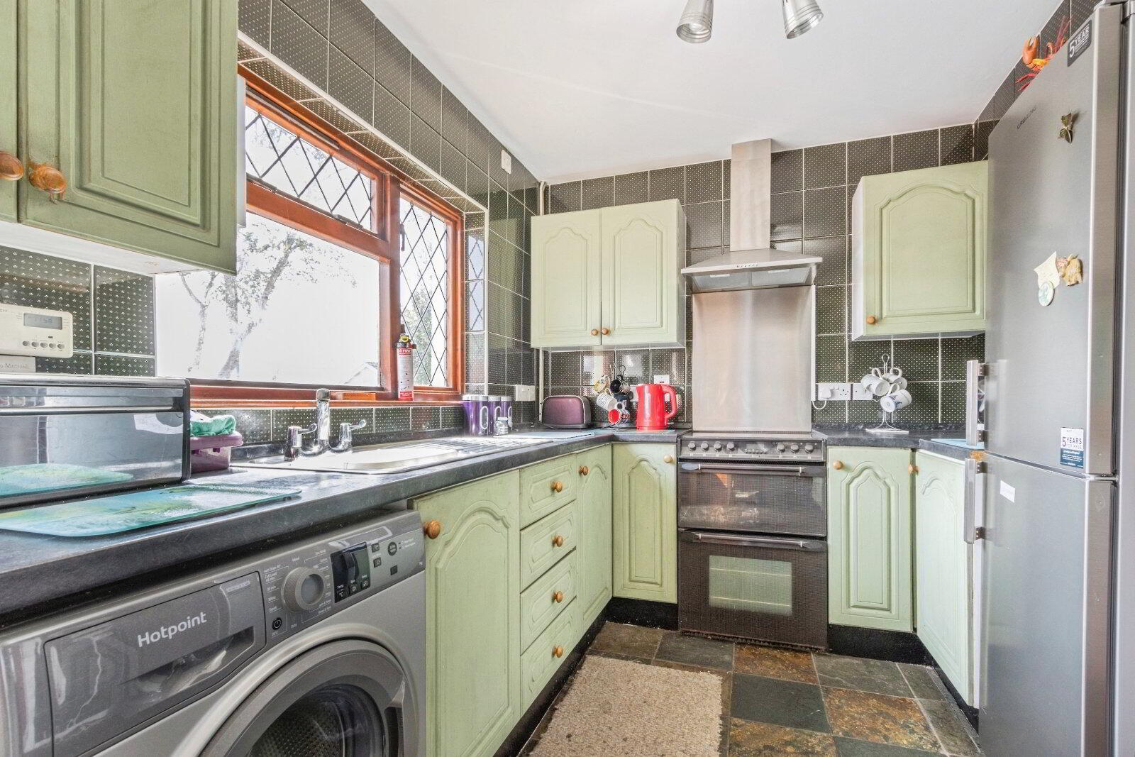 40 Springwell Crescent 4 of 12