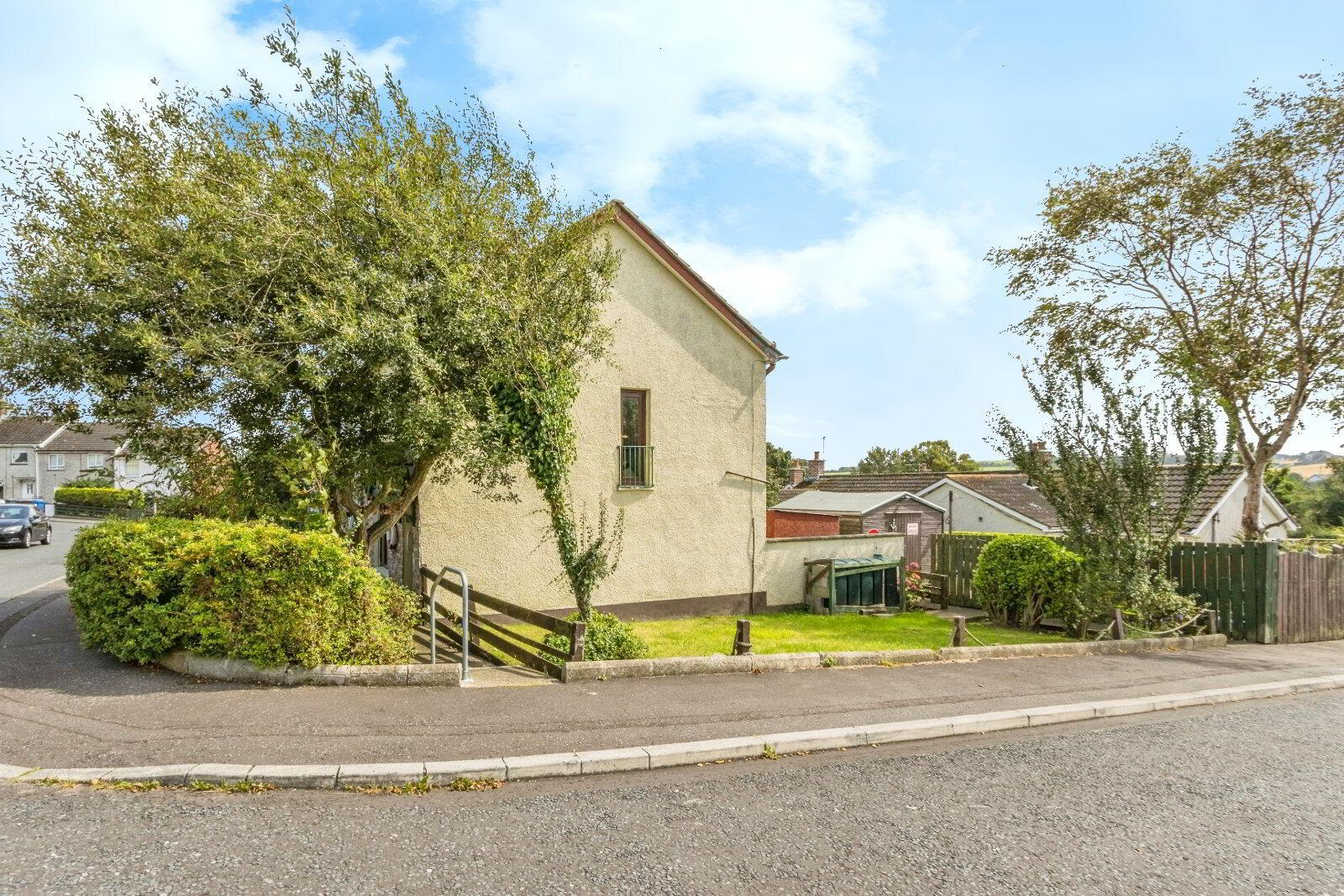 40 Springwell Crescent 8 of 12
