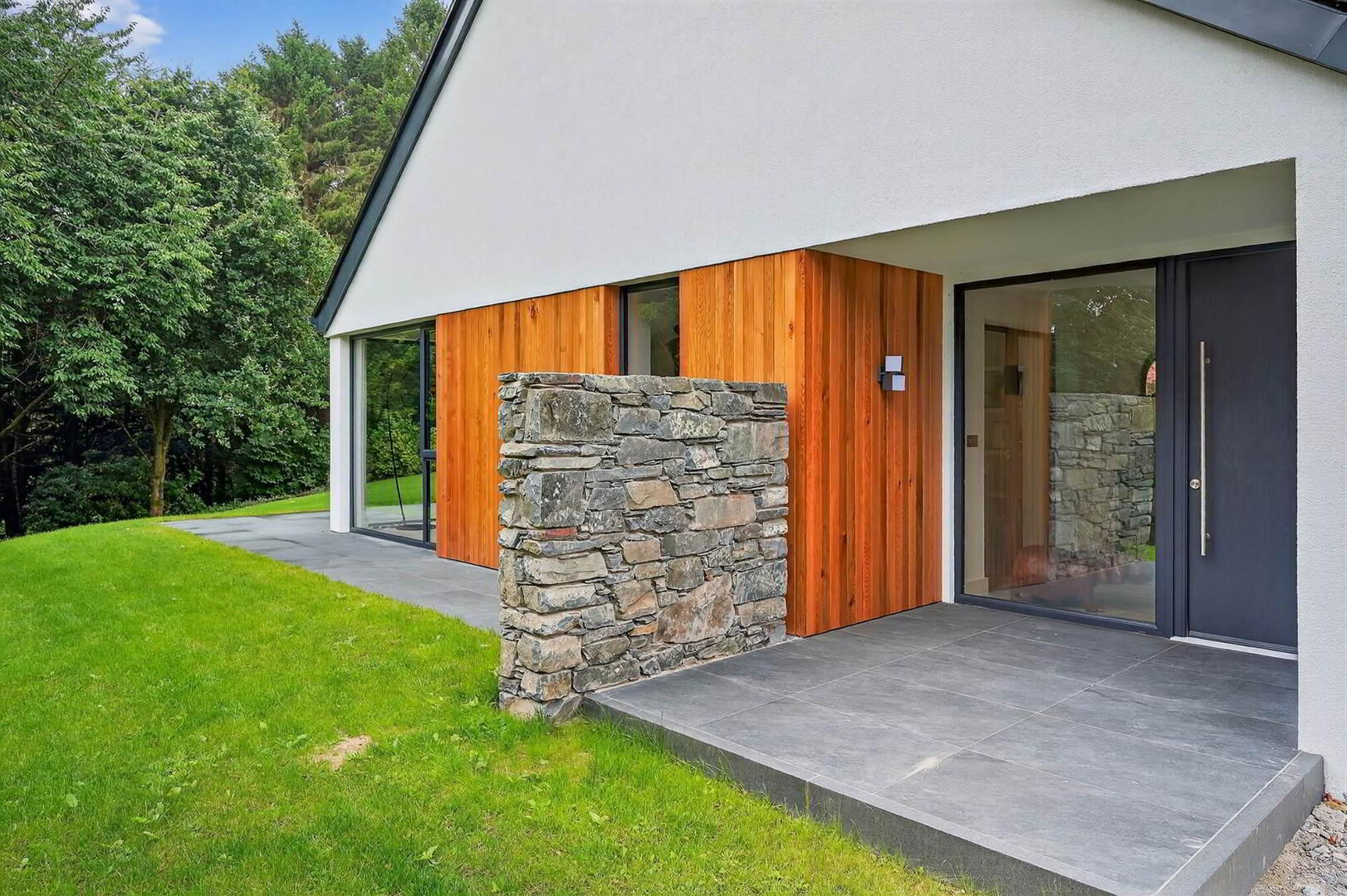 8 Ballynahatty Road 3 of 45