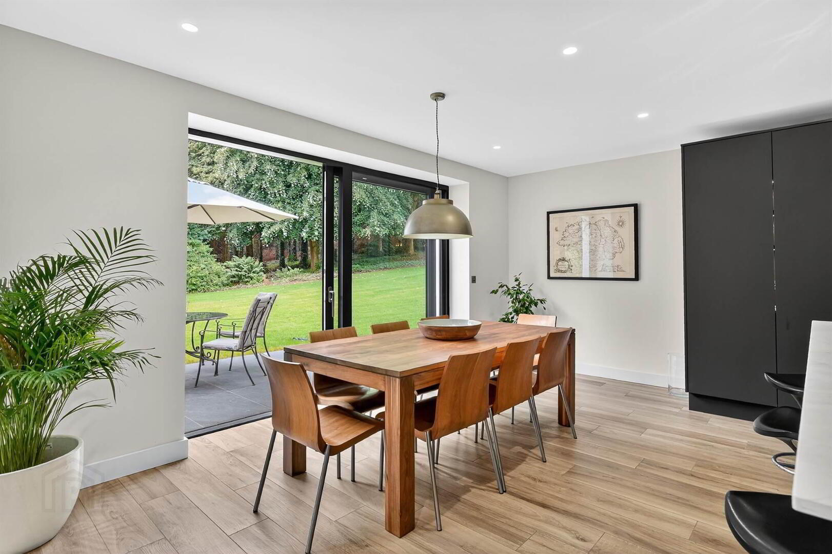 8 Ballynahatty Road 24 of 45