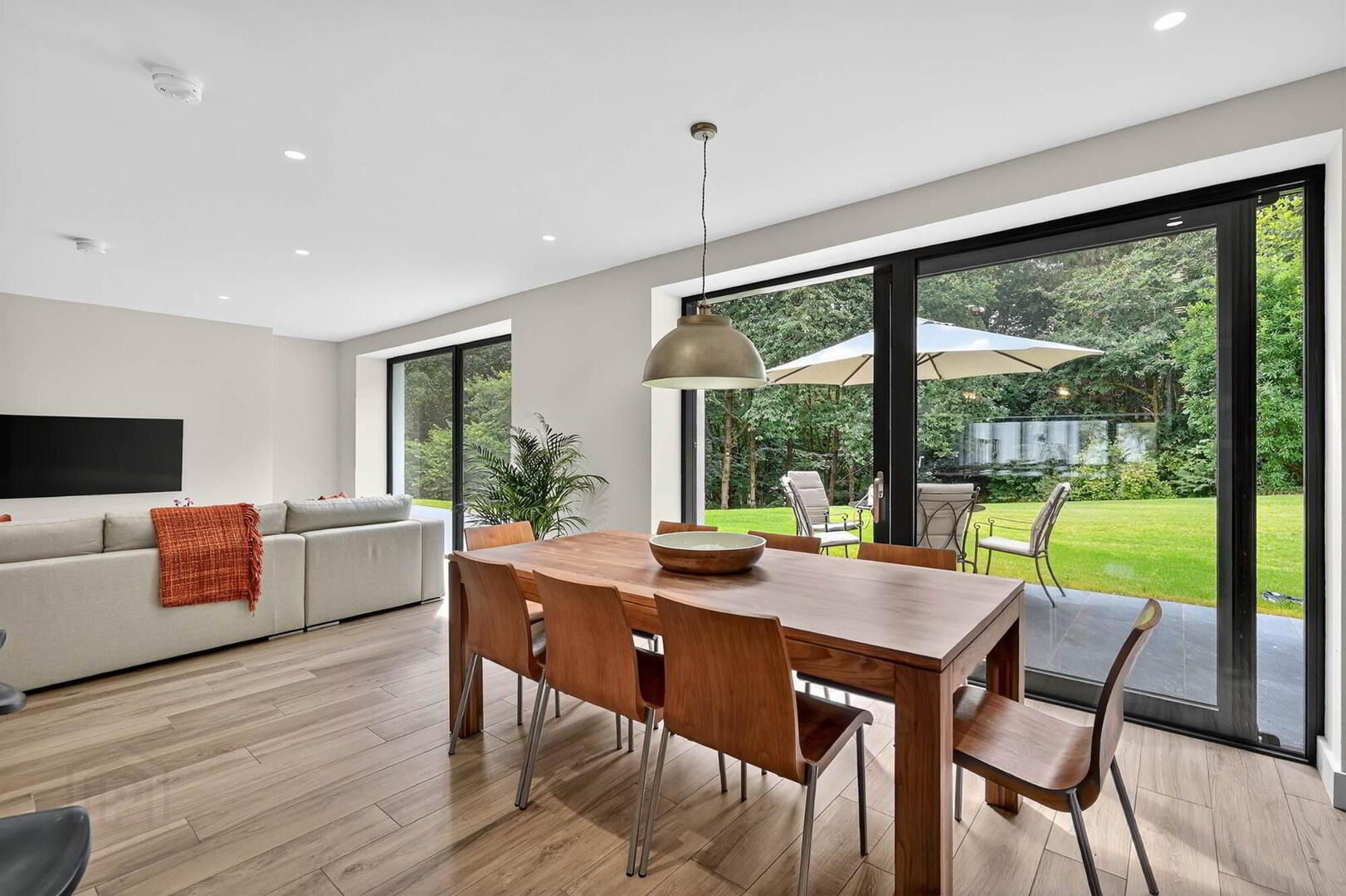 8 Ballynahatty Road 19 of 45
