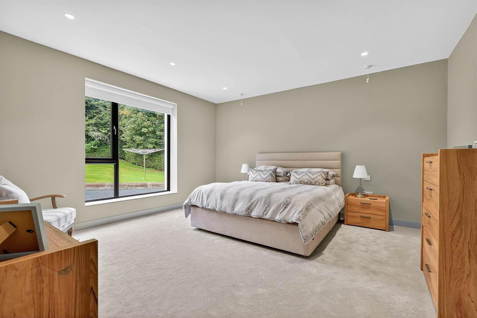 8 Ballynahatty Road 30 of 45