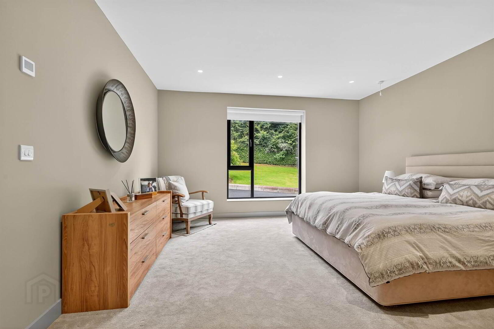 8 Ballynahatty Road 31 of 45