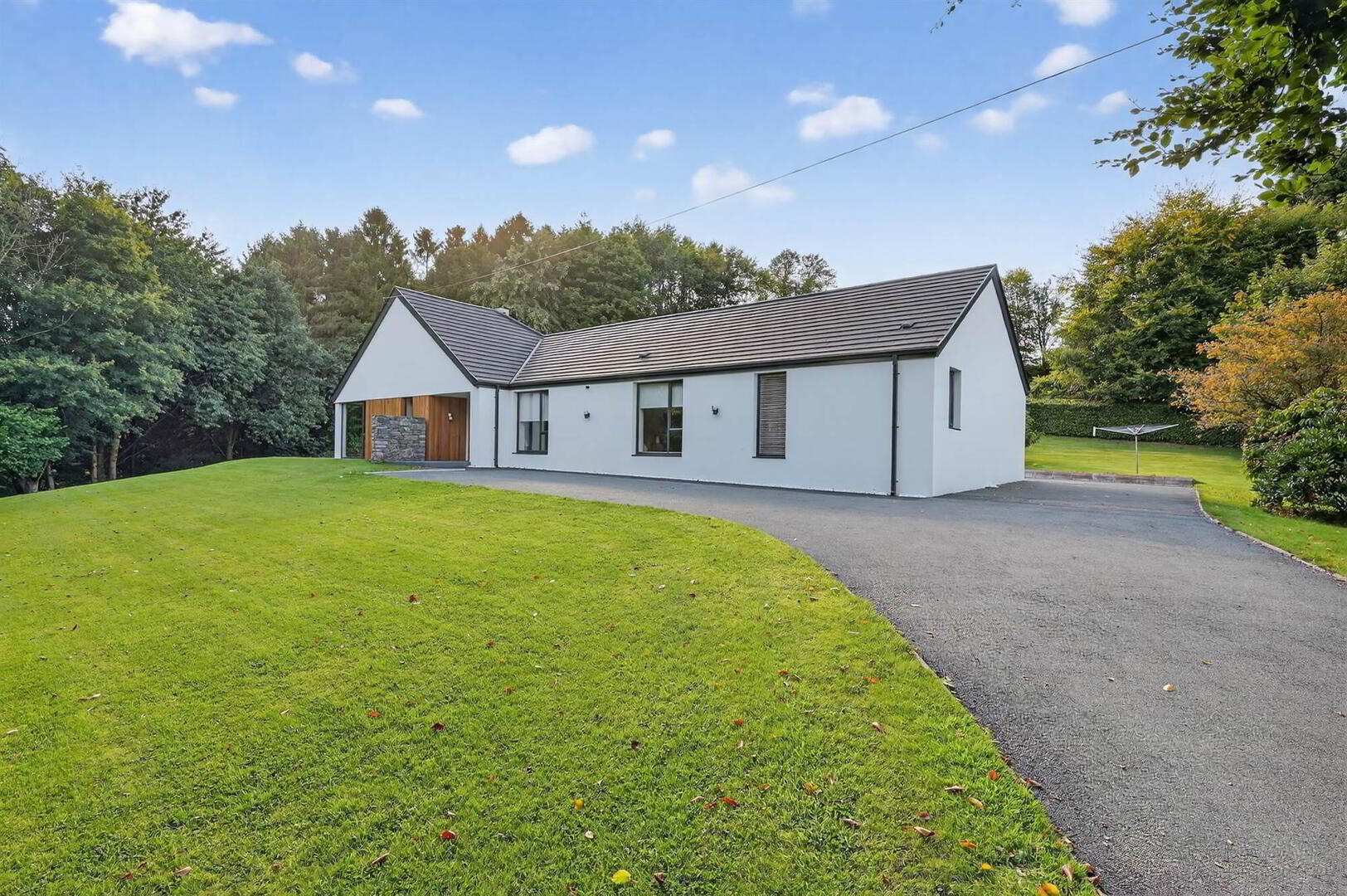 8 Ballynahatty Road 4 of 49